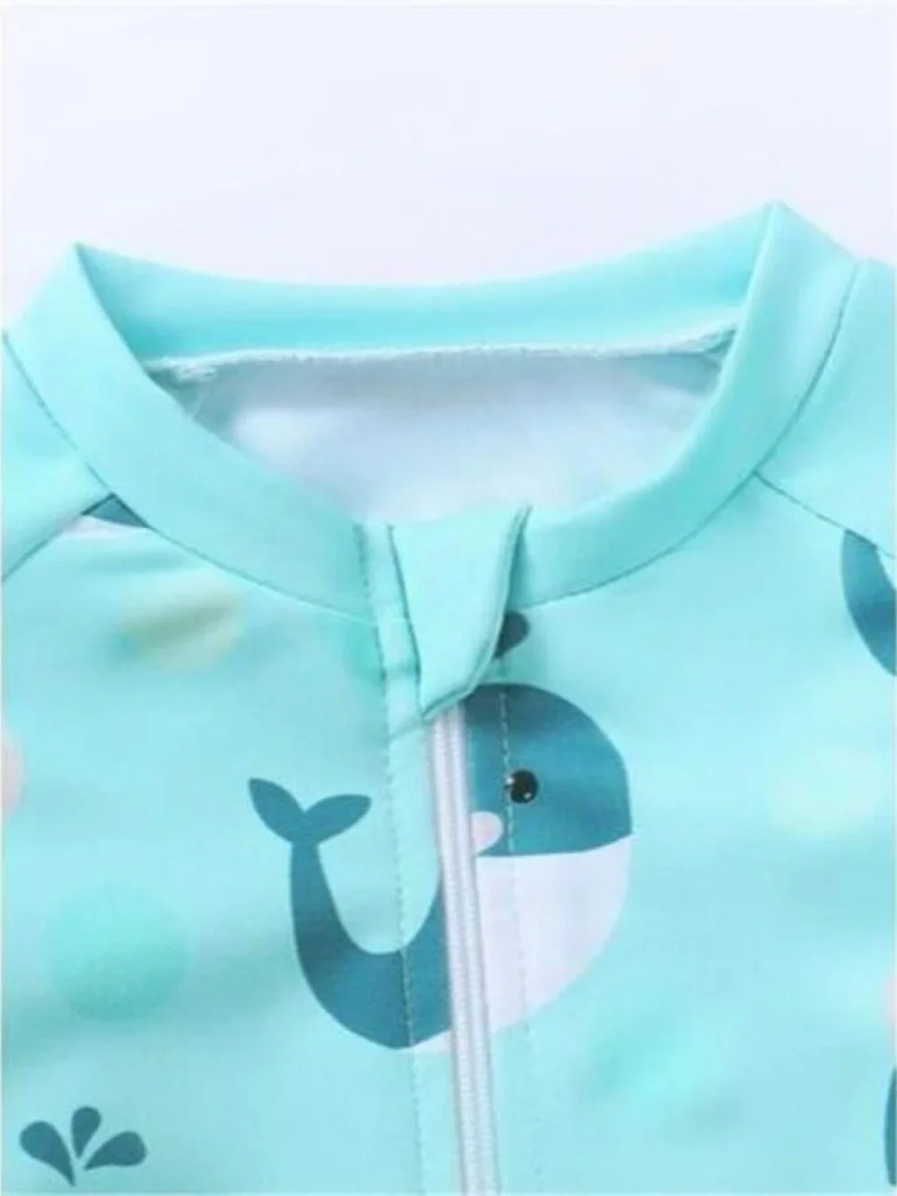 A Classy Chic Boutique *features bow